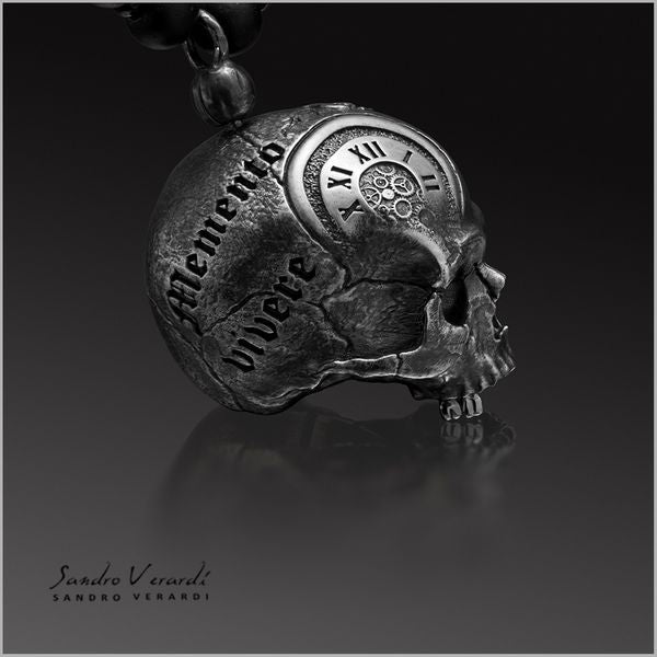 Pendant “Memento Mori” 