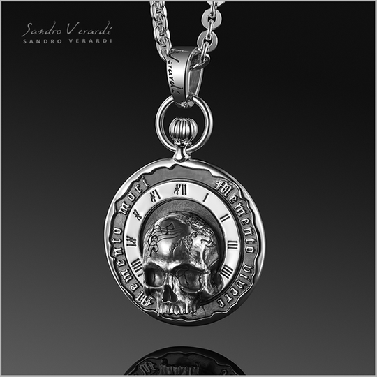 Pendant "Memento Mori"