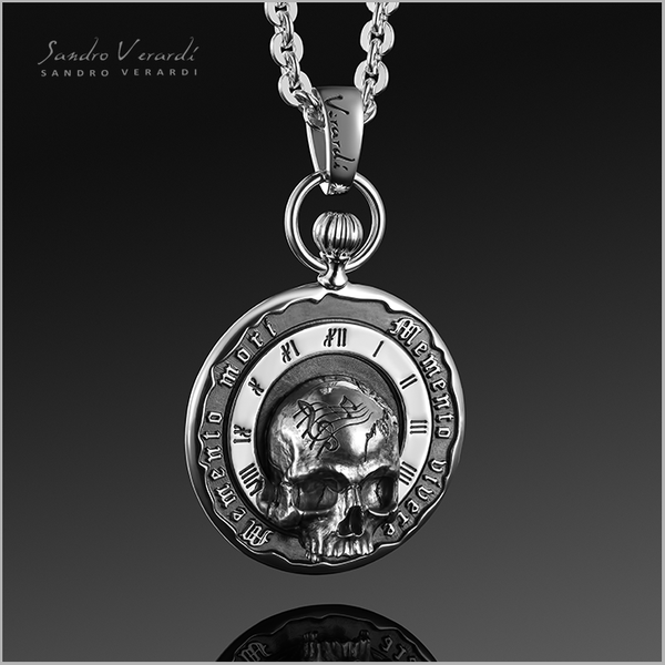 Pendant "Memento Mori"